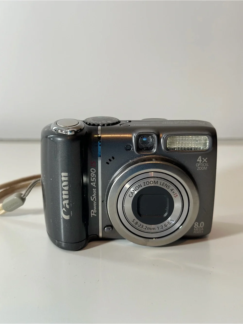Canon PowerShot A590 IS 8MP Digital Camera Gray 4x Zoom Untested Parts Repair